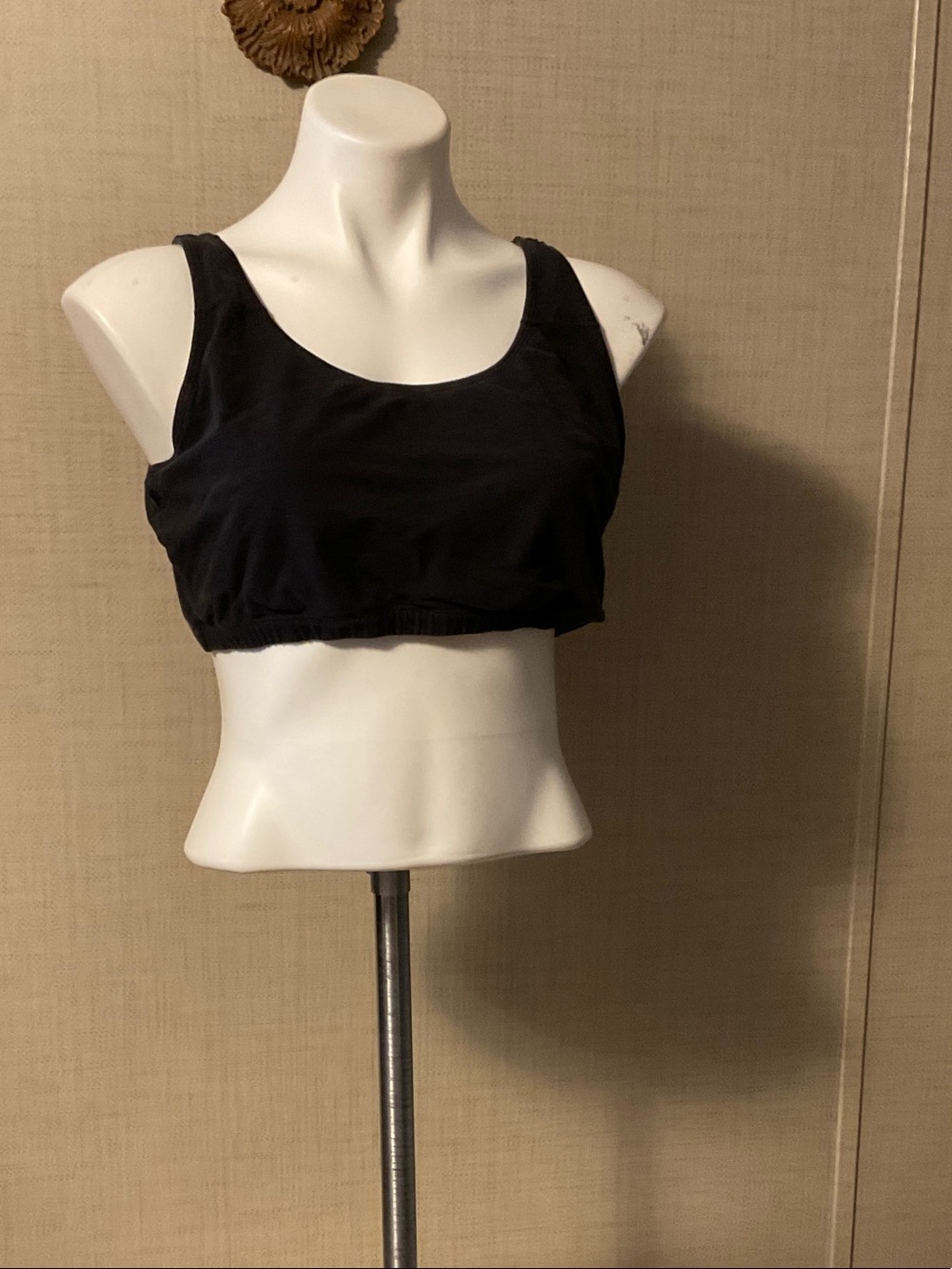 Wireless Scoop Sports Bra - Black